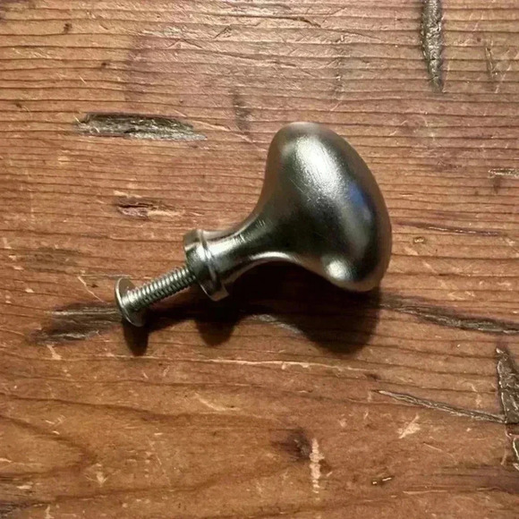 Simon's Hardware & Bath Single Brushed Silver Oval Knob - Picture 3 of 3